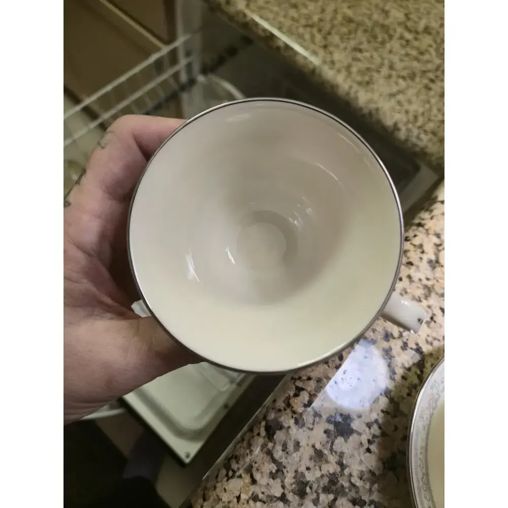 SET OF 4 LENOX CHARLESTON CUPS & SAUCERS, EXCELLENT CONDITION